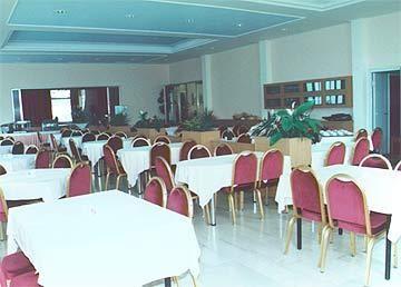 Vouzas Hotel Делфи Ресторант снимка